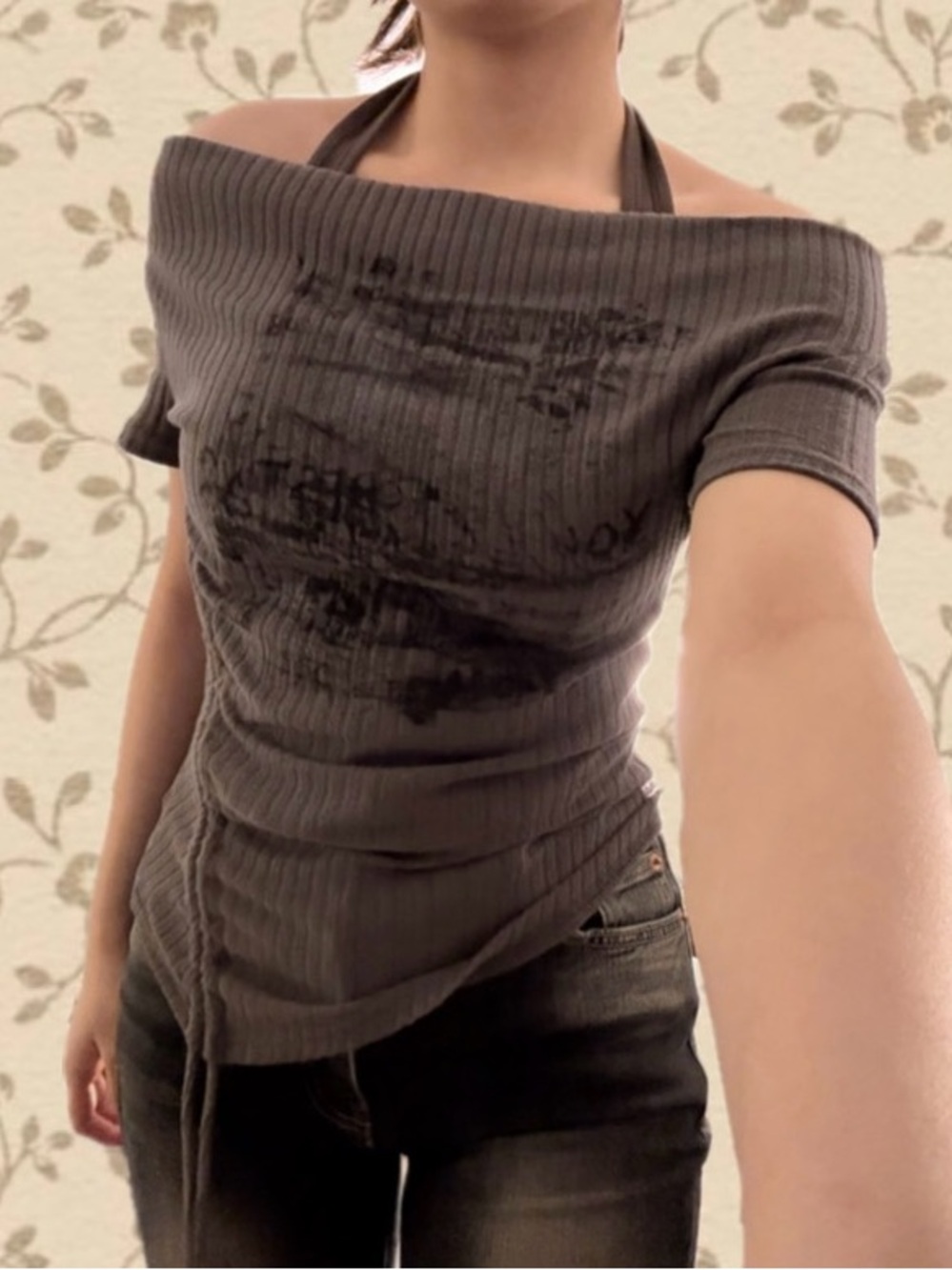 Off-Shoulder Ribbed Short-Sleeve Top in Charcoal Gray